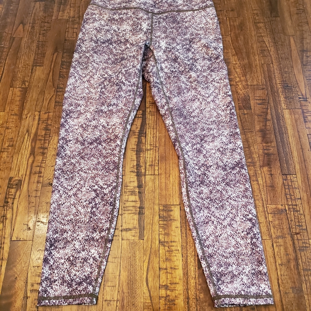 Fabletics mid rise leggings